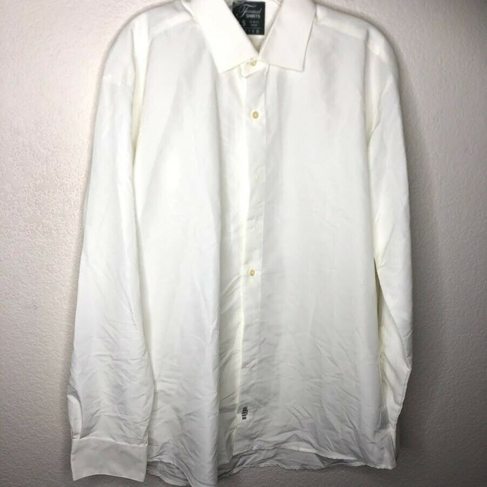 Luxe Microfiber Men’s Fitted Dress Shirt, Ivory